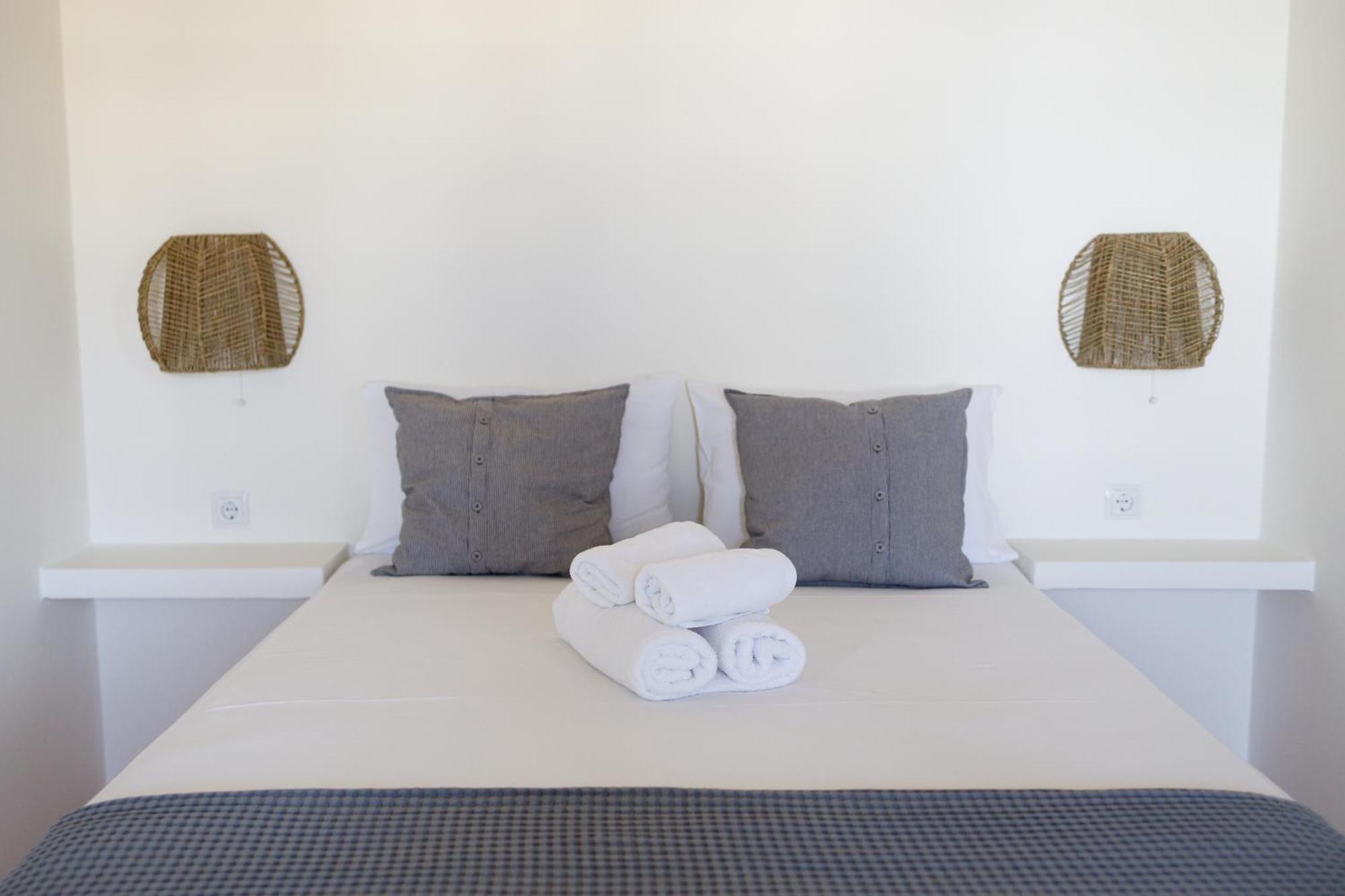 Aparthotel Ligaries Kini Zewnętrze zdjęcie