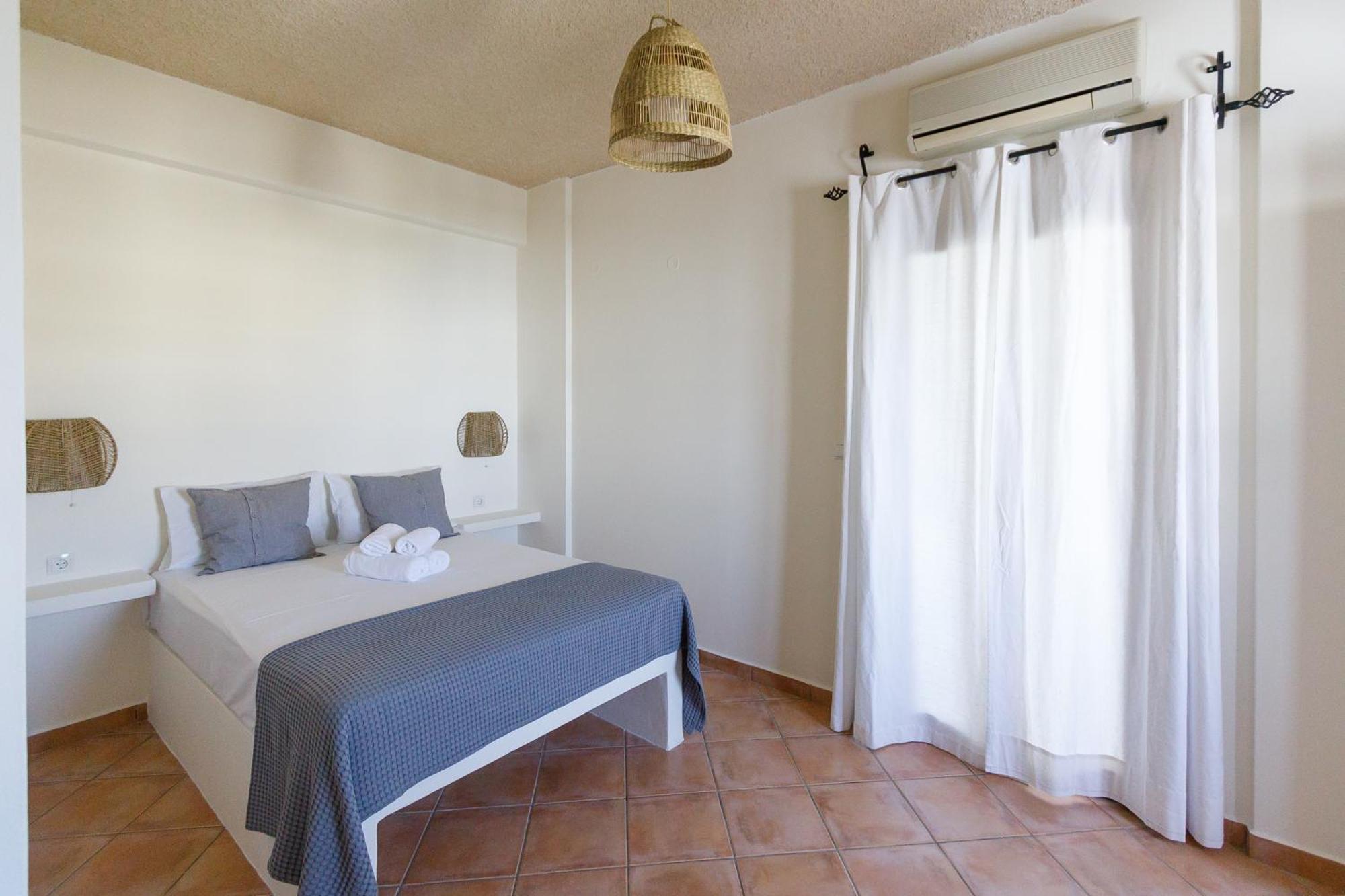 Aparthotel Ligaries Kini Zewnętrze zdjęcie